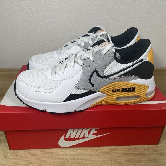 Size 7.5 - Nike Air Max Excee White University Gold Women’s Mid Soles - Picture 4 of 13